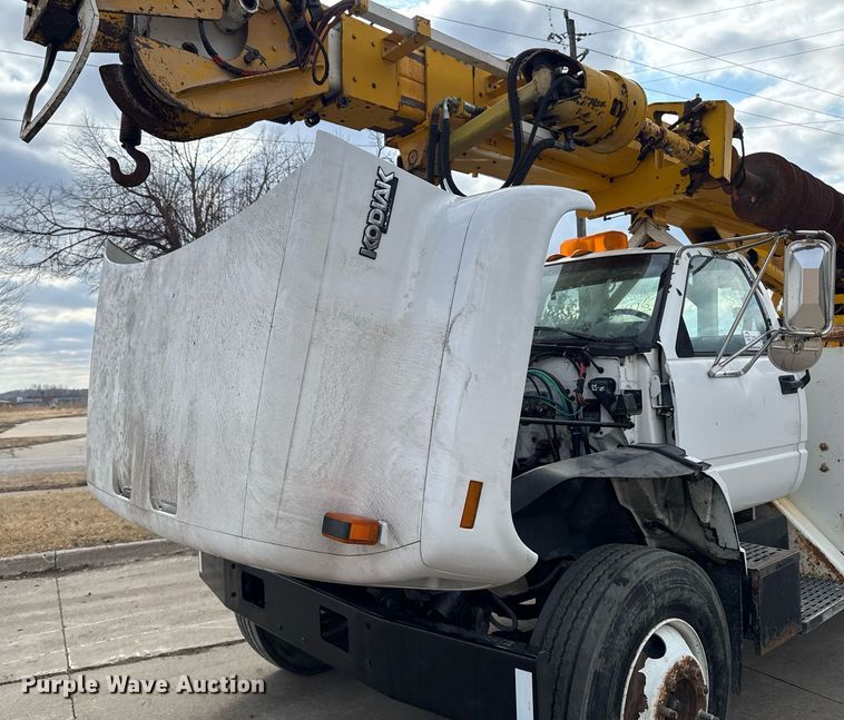 image for item DT0622 1992 Chevrolet Topkick C6500 digger derrick truck