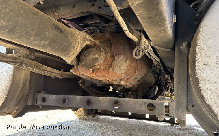 image for item DT0630 2012 International ProStar Plus 122 semi truck