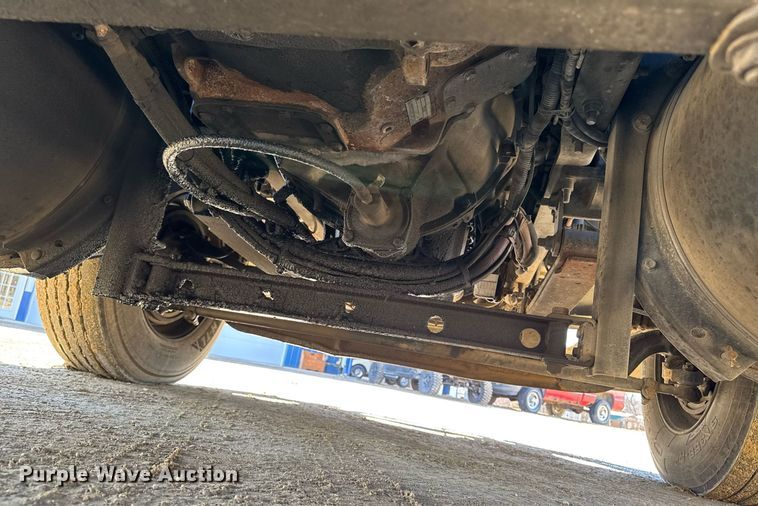 image for item DT0630 2012 International ProStar Plus 122 semi truck