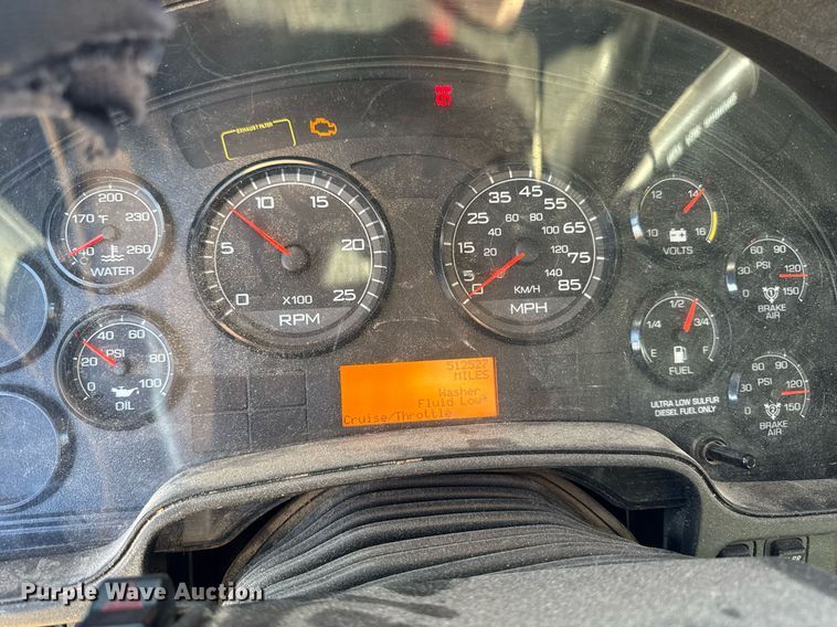 image for item DT0630 2012 International ProStar Plus 122 semi truck