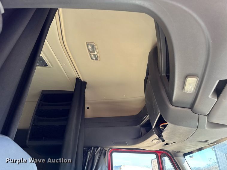 image for item DT0630 2012 International ProStar Plus 122 semi truck