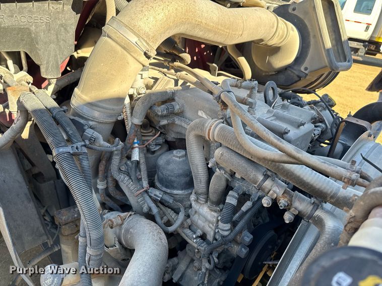 image for item DT0630 2012 International ProStar Plus 122 semi truck