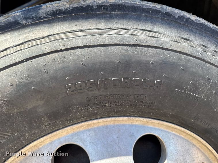 image for item DT0630 2012 International ProStar Plus 122 semi truck