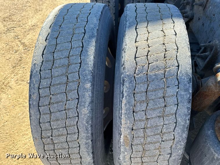 image for item DT0630 2012 International ProStar Plus 122 semi truck