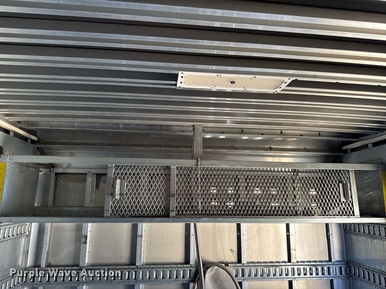 image for item DT0631 2006 International 7300 SBA box truck