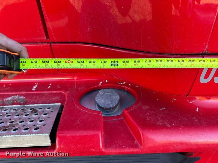 image for item DT0632 2013 International ProStar Plus 122 semi truck