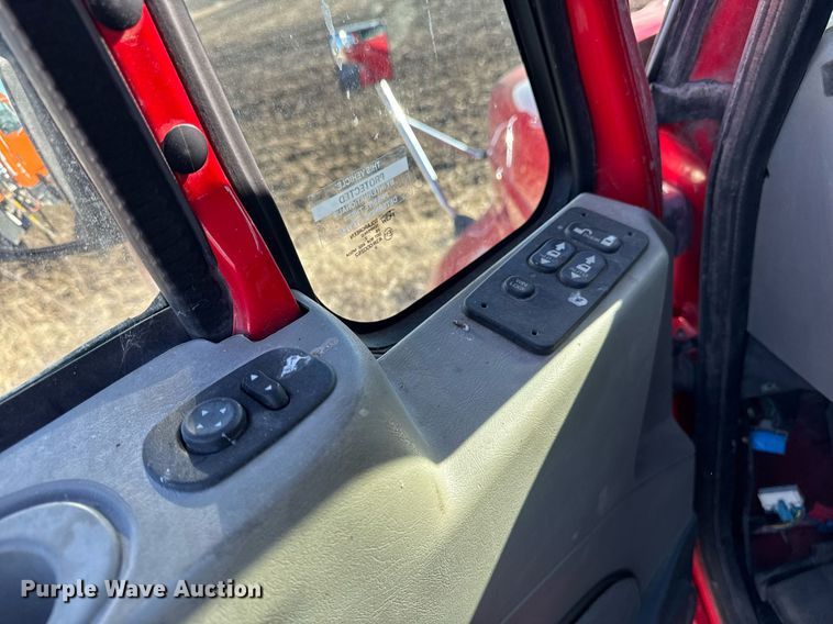 image for item DT0632 2013 International ProStar Plus 122 semi truck