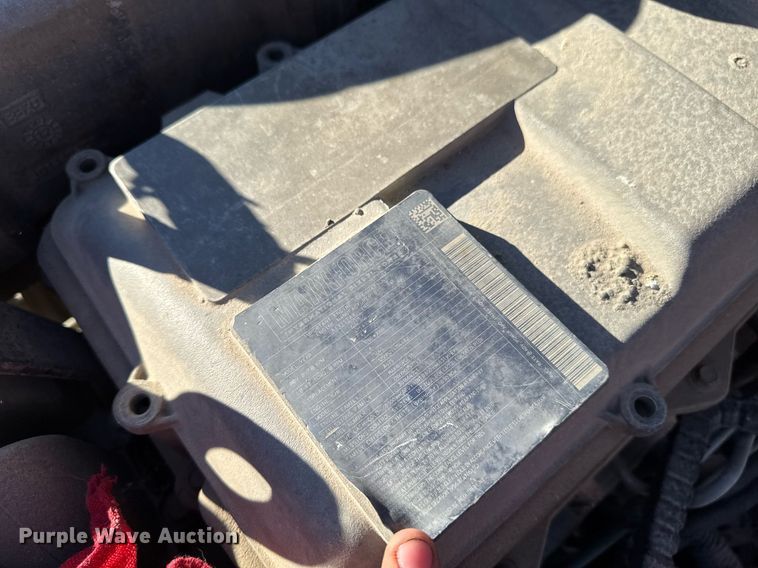 image for item DT0632 2013 International ProStar Plus 122 semi truck