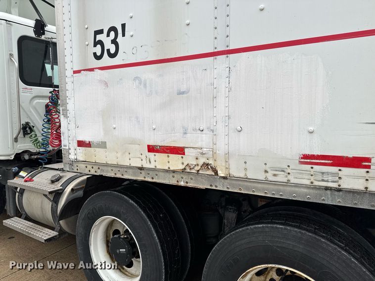 image for item DT0660 2009 Vanguard National VXP dry van trailer