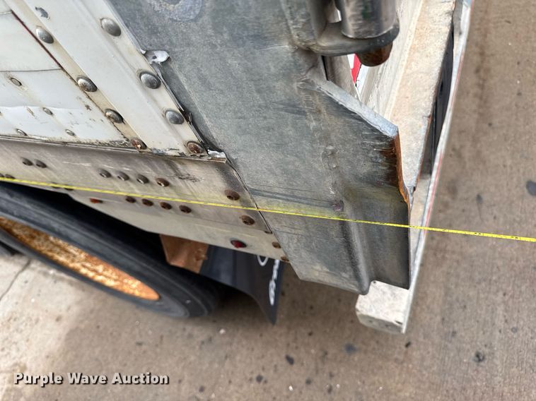 image for item DT0660 2009 Vanguard National VXP dry van trailer