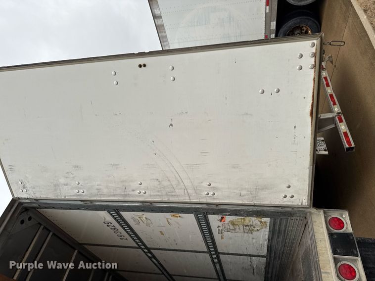 image for item DT0660 2009 Vanguard National VXP dry van trailer