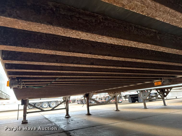 image for item DT0661 2007 Tracer dry van trailer