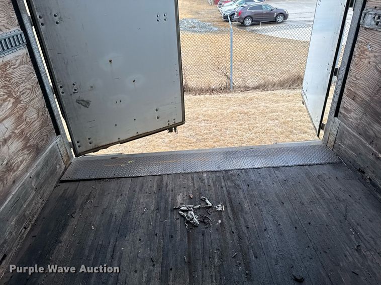 image for item DT0661 2007 Tracer dry van trailer