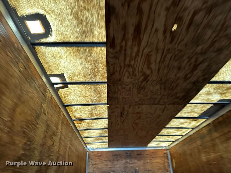 image for item DT0661 2007 Tracer dry van trailer