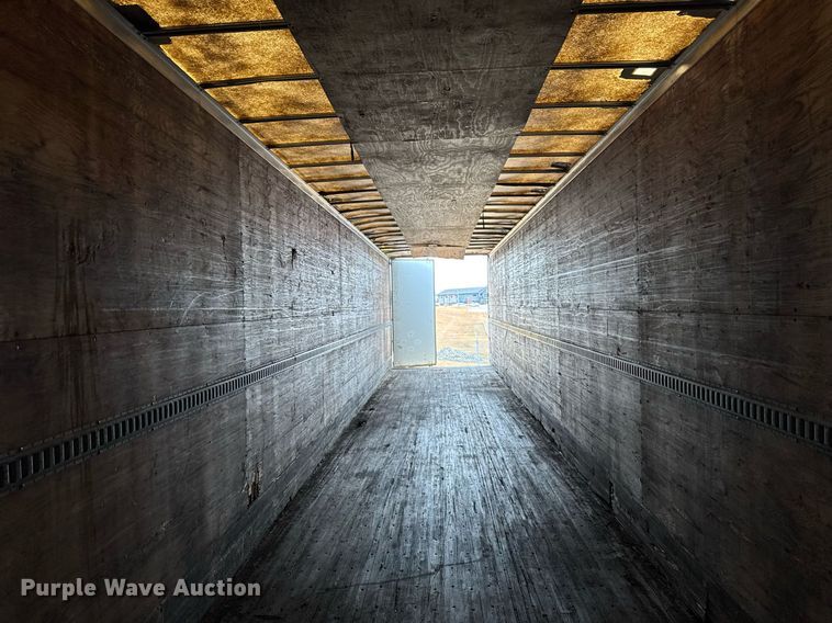 image for item DT0661 2007 Tracer dry van trailer