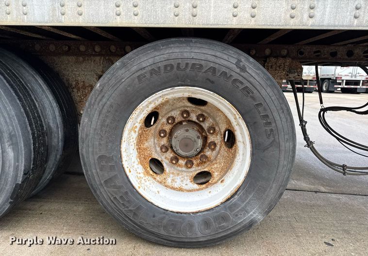 image for item DT0661 2007 Tracer dry van trailer