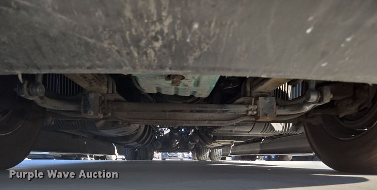 image for item DT7050 2020 Volvo VNL860 semi truck