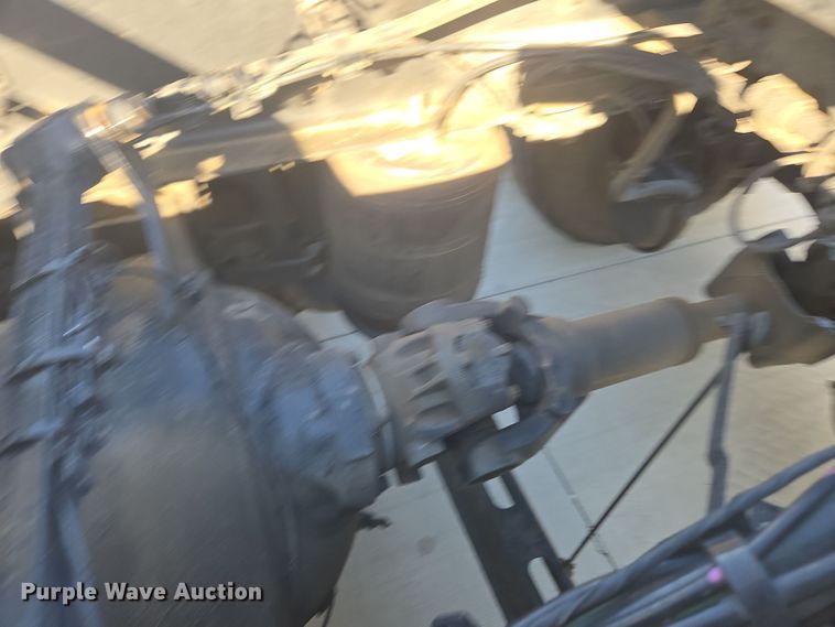 image for item DT7050 2020 Volvo VNL860 semi truck