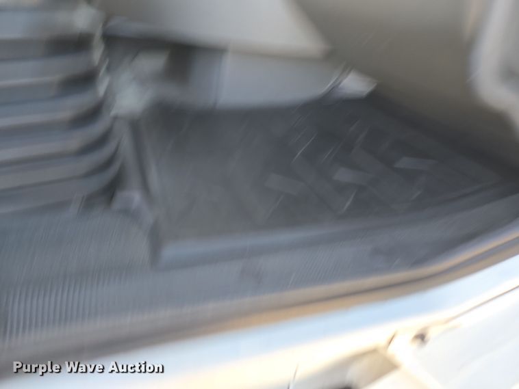 image for item DT7050 2020 Volvo VNL860 semi truck