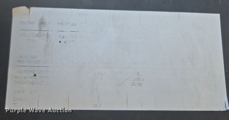 image for item DT7050 2020 Volvo VNL860 semi truck