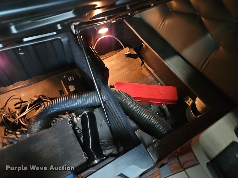 image for item DT7615 2015 Freightliner Cascadia semi truck