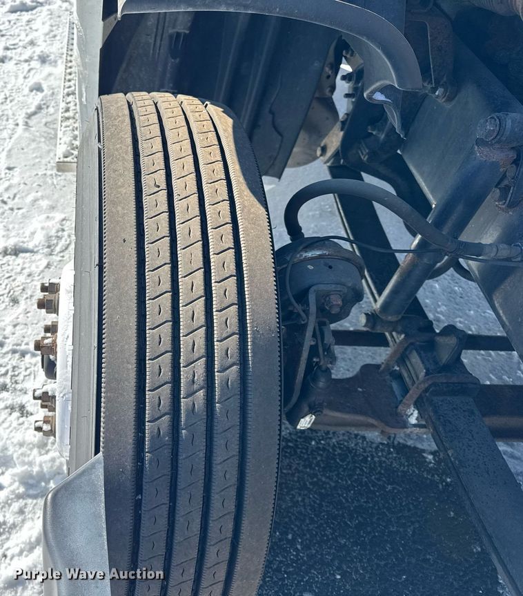 image for item DU3298 2018 Freightliner Cascadia 125 semi truck