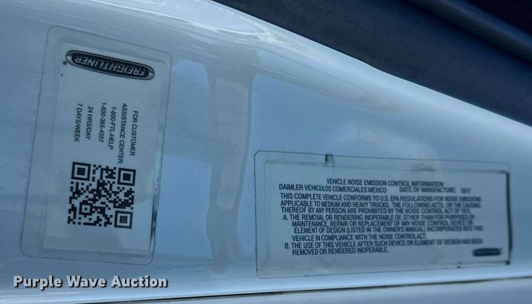 image for item DU3298 2018 Freightliner Cascadia 125 semi truck