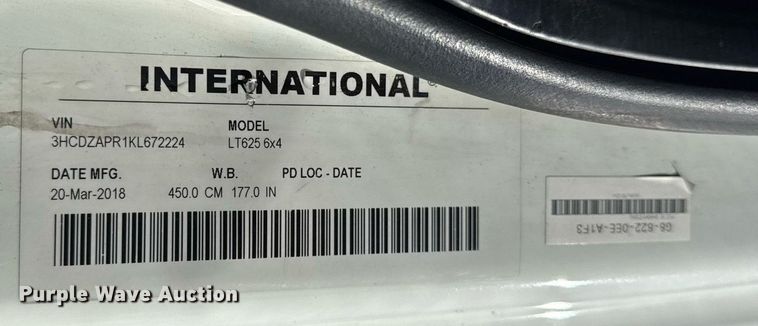 image for item DU3300 2019 International LT625 semi truck
