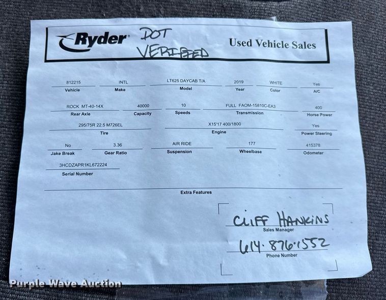 image for item DU3300 2019 International LT625 semi truck