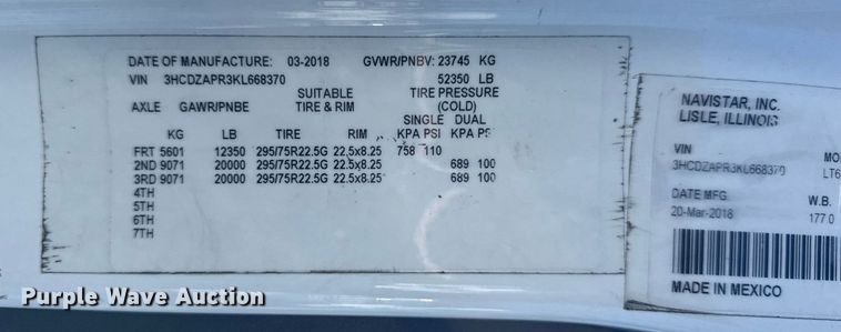 image for item DU3301 2019 International LT625 semi truck