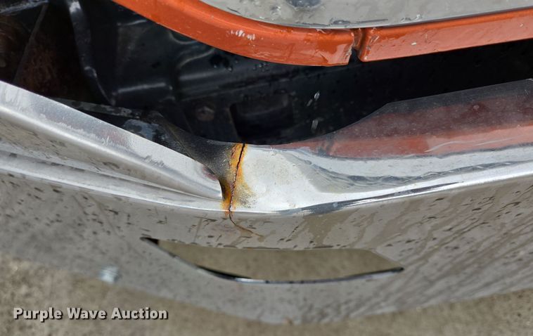 image for item DV1265 2017 Kenworth T680 semi truck