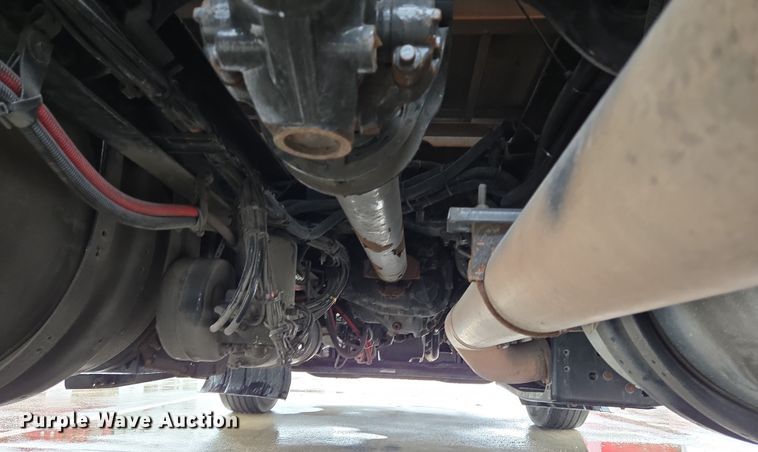 image for item DV1265 2017 Kenworth T680 semi truck