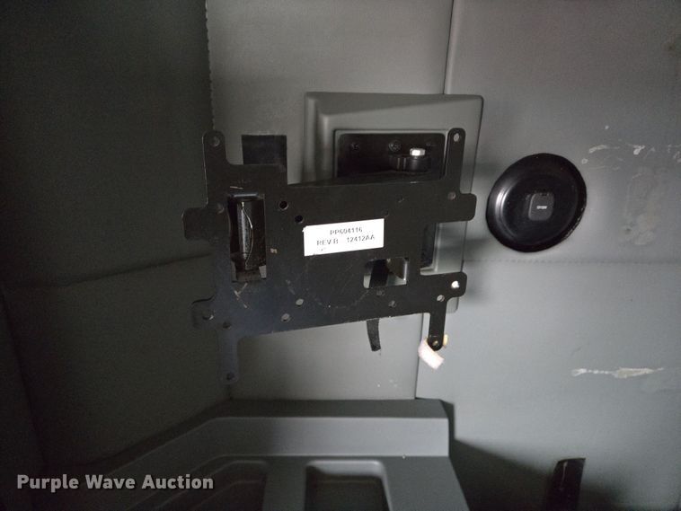 image for item DV1265 2017 Kenworth T680 semi truck