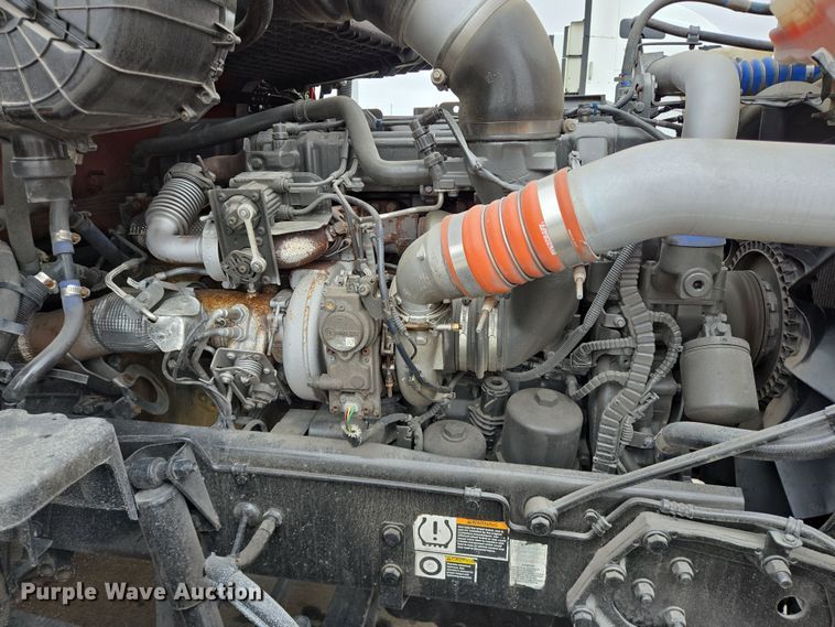 image for item DV1265 2017 Kenworth T680 semi truck