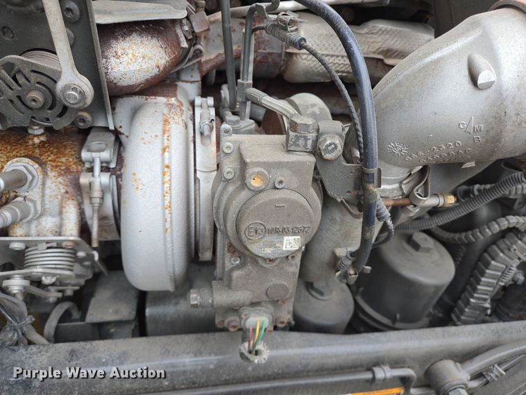 image for item DV1265 2017 Kenworth T680 semi truck