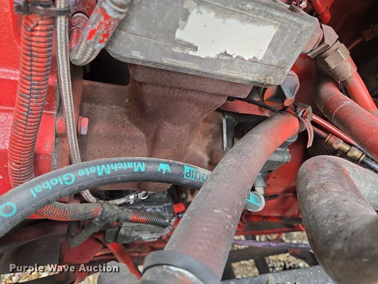 image for item DV1274 2007 International 9400i semi truck