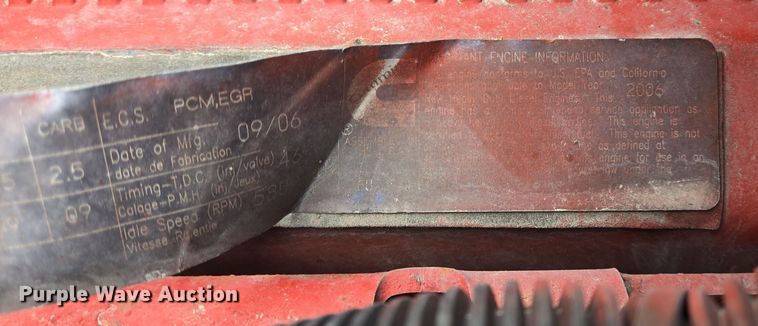 image for item DV1274 2007 International 9400i semi truck