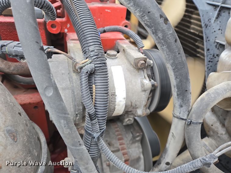 image for item DV1274 2007 International 9400i semi truck