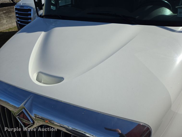 image for item DV1277 2016 International DuraStar 4300 box truck