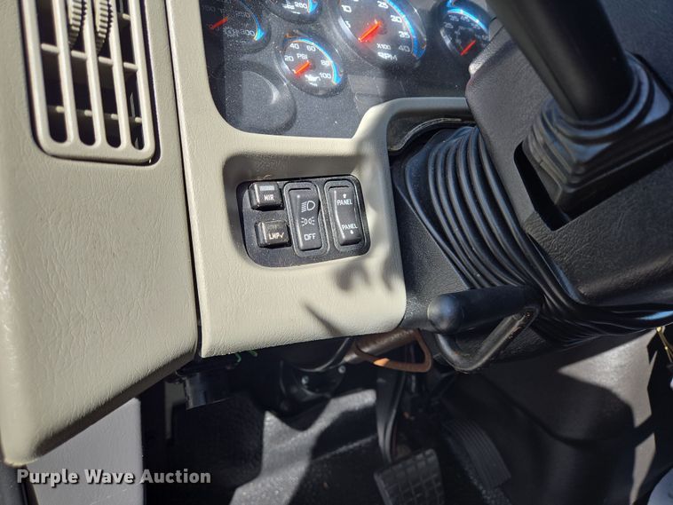 image for item DV1277 2016 International DuraStar 4300 box truck