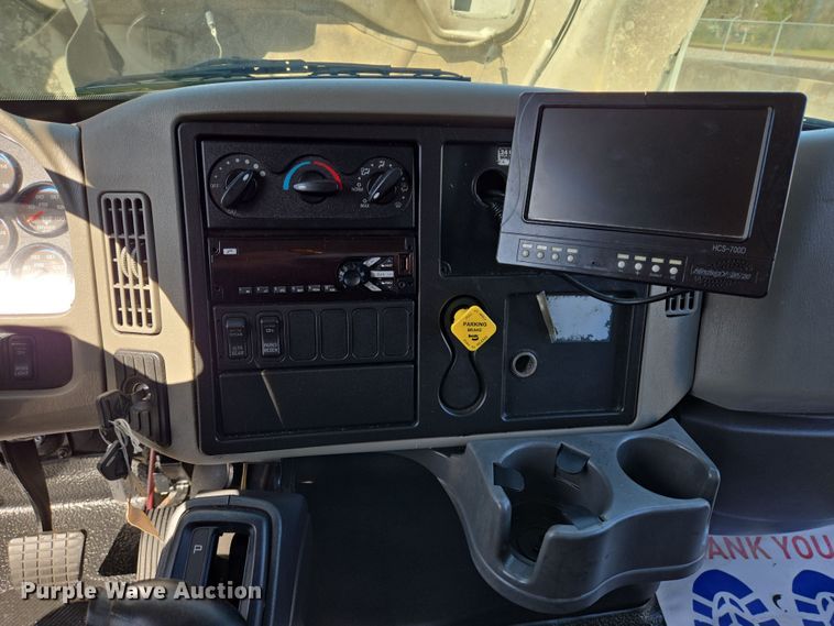 image for item DV1277 2016 International DuraStar 4300 box truck