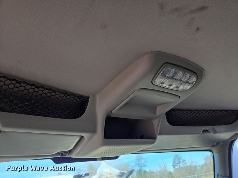 image for item DV1277 2016 International DuraStar 4300 box truck