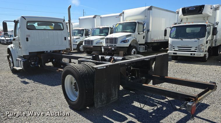 image for item DV1278 2018 Freightliner Business Class M2 106 truck cab and chassis