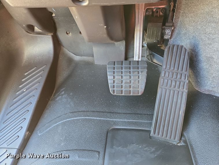 image for item DV1278 2018 Freightliner Business Class M2 106 truck cab and chassis