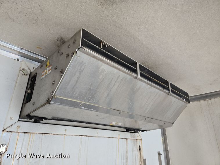 image for item DV1279 2018 International DuraStar 4300 refrigerated truck