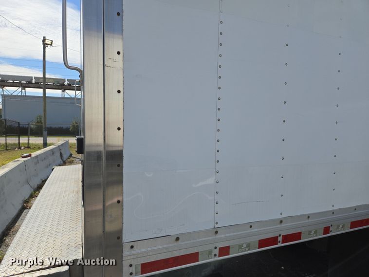 image for item DV1279 2018 International DuraStar 4300 refrigerated truck