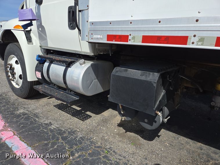 image for item DV1279 2018 International DuraStar 4300 refrigerated truck