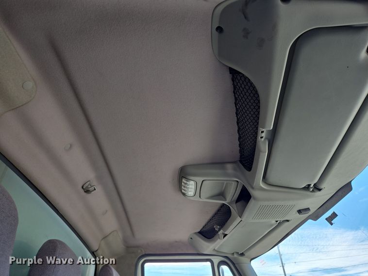 image for item DV1279 2018 International DuraStar 4300 refrigerated truck