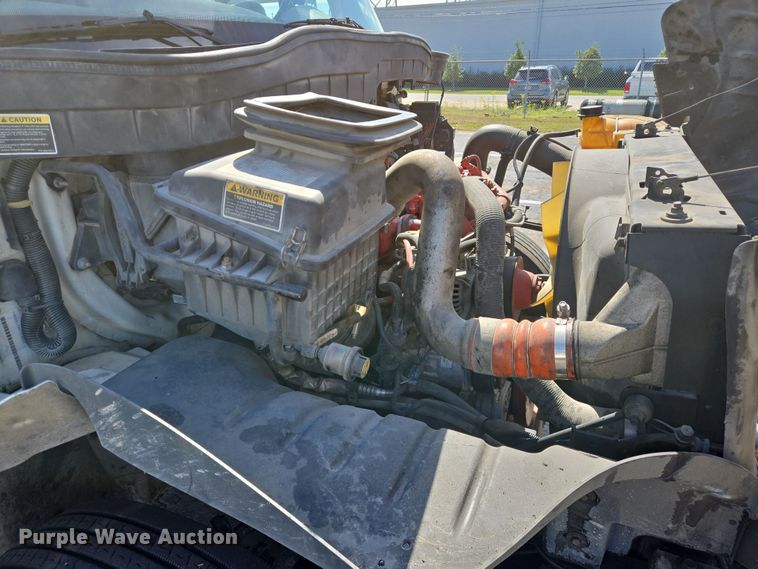 image for item DV1279 2018 International DuraStar 4300 refrigerated truck