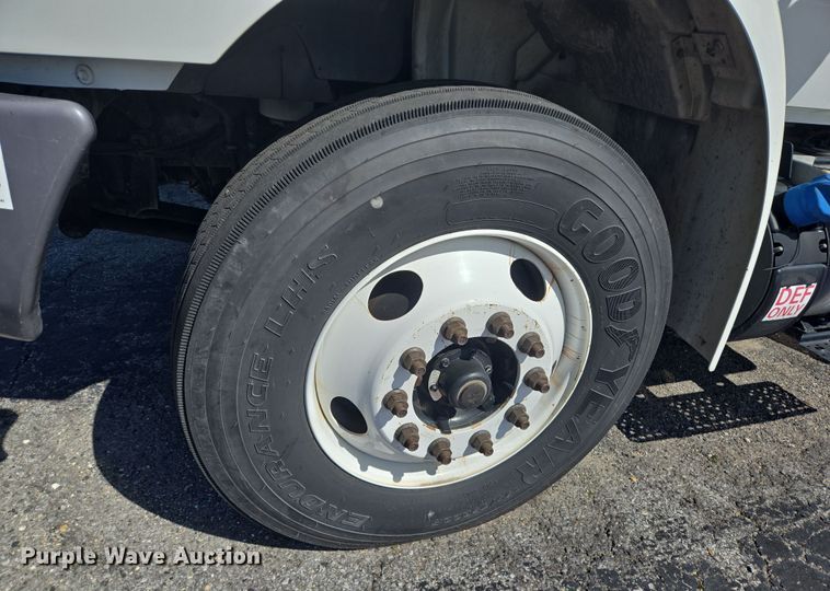 image for item DV1279 2018 International DuraStar 4300 refrigerated truck